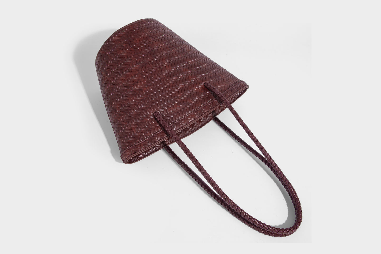 Fashion woven bucket bag