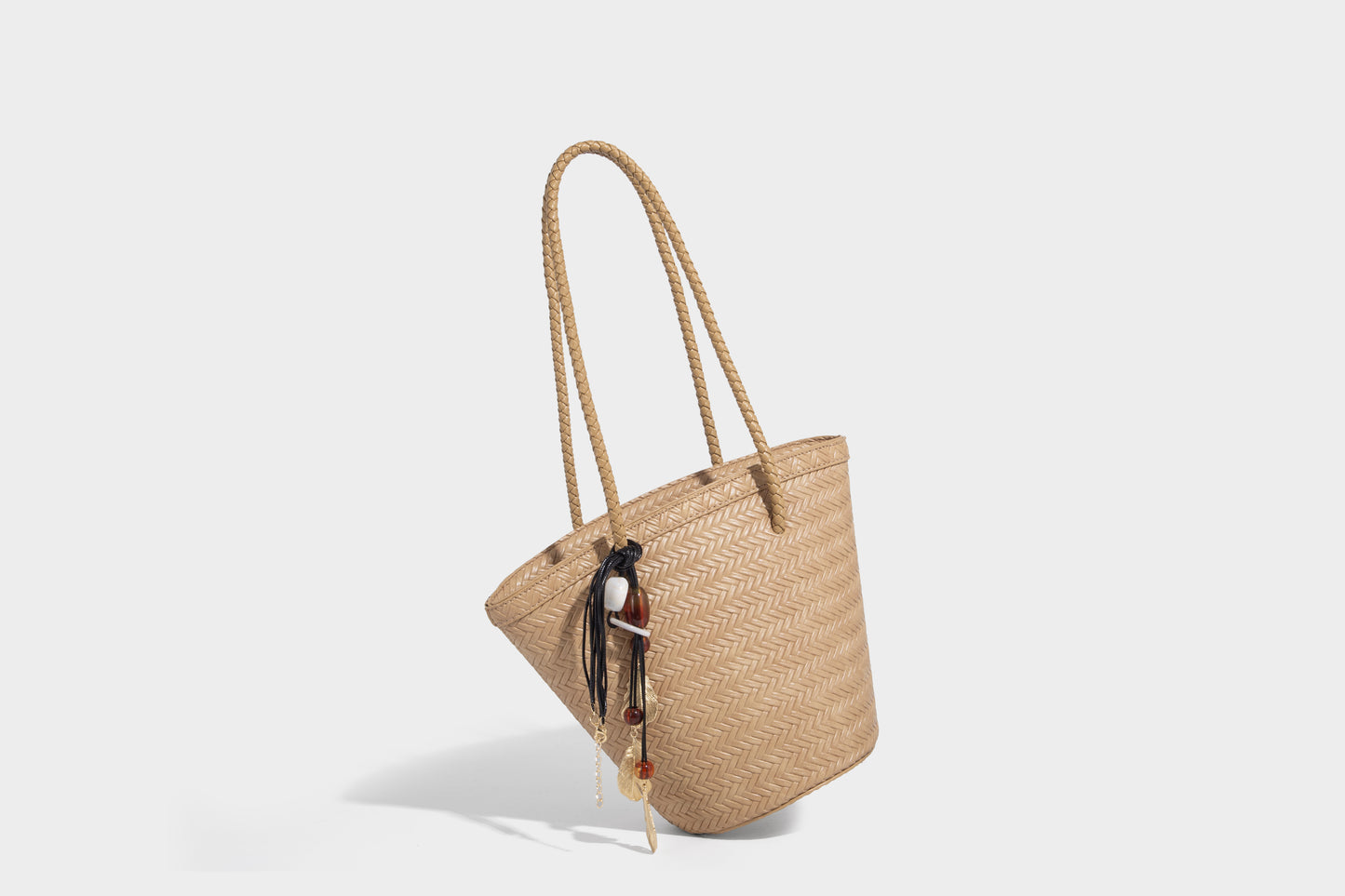 Woven women's bag