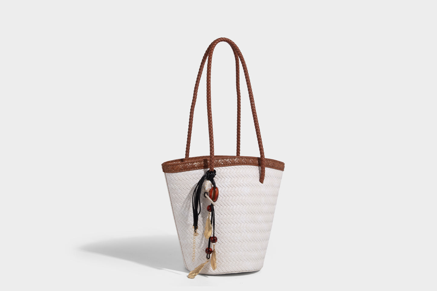 Woven women's bag