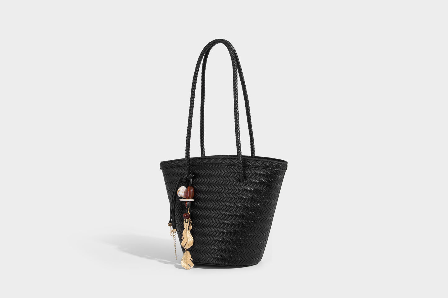 Woven women's bag