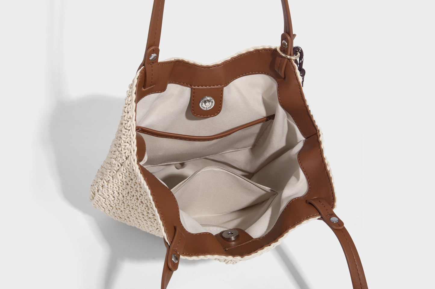 Leisure design women's handbag with large capacity and light weight