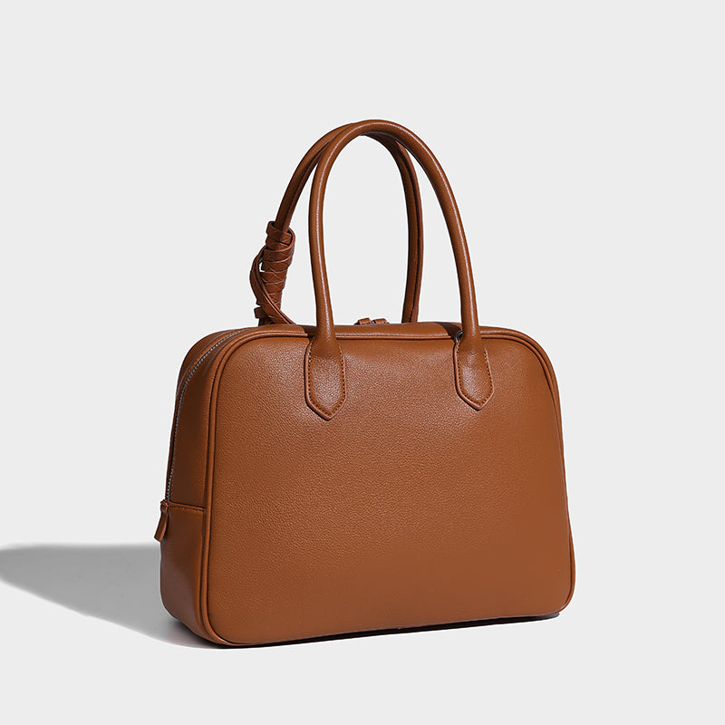 Fashionable vegan leather lady purse