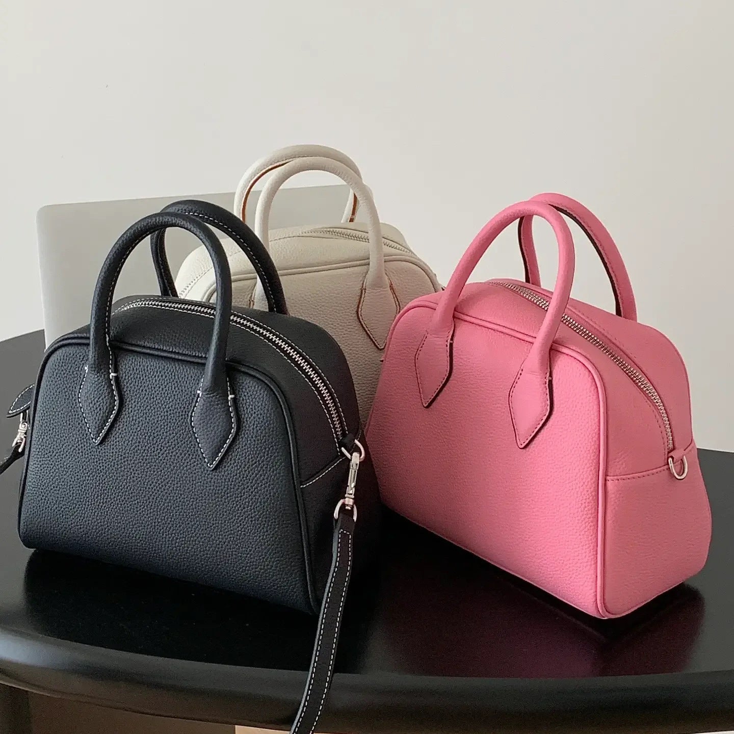 Luxury brand design lady handbag with lovely popular color